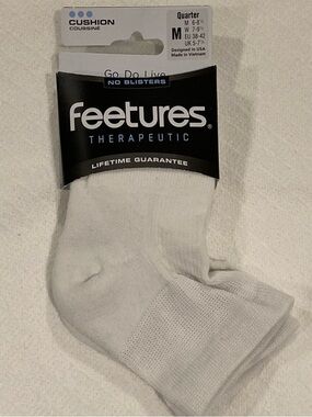 Feetures Therapeutic No Blisters Cushion iWick Quarter Socks Medium UNISEX New
